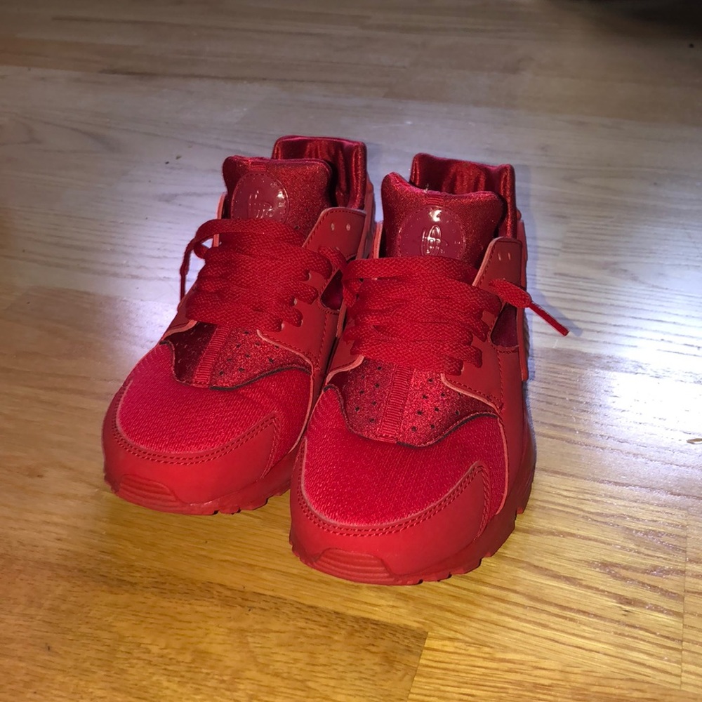 BIG KIDS' NIKE HUARACHE RUN CASUAL SHOES